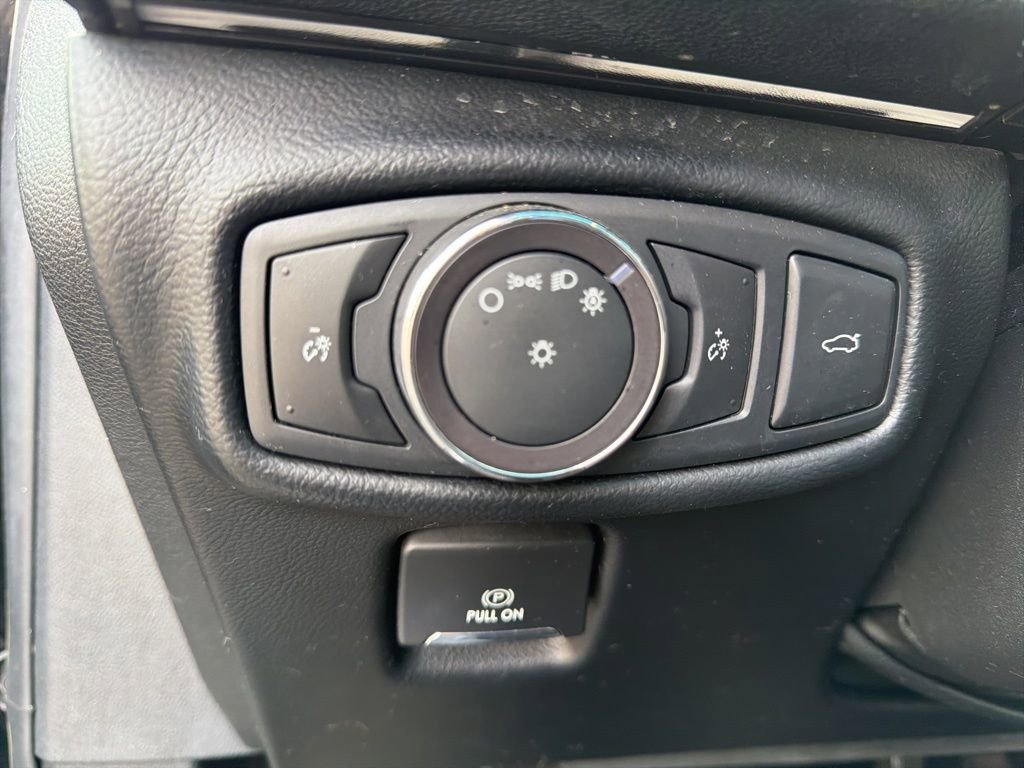 Used 2017 Lincoln MKZ Premiere image 17