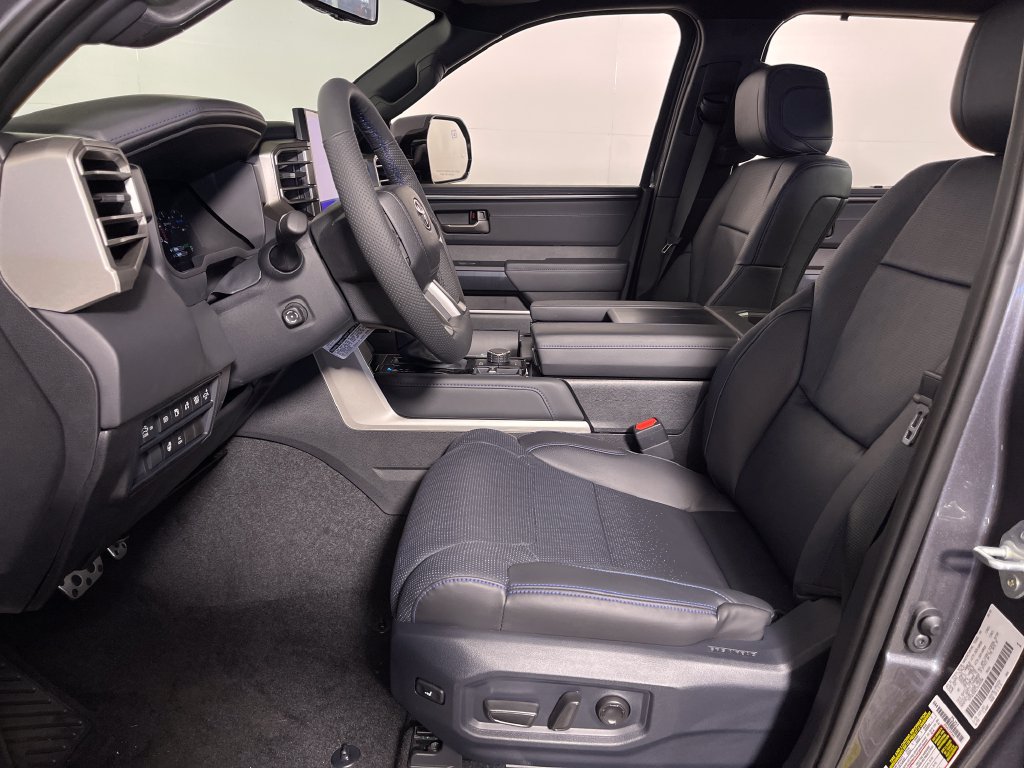 New 2026 Toyota Tundra Platinum w/ TRD Off-Road Package AWD/4WD image 12