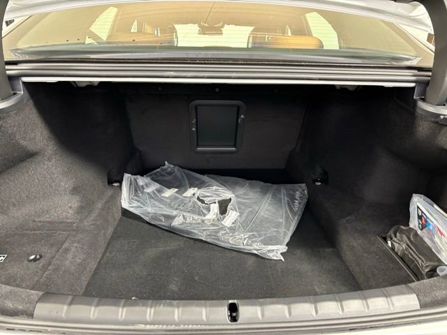 Used 2026 BMW 740i xDrive w/ Premium Package image 21