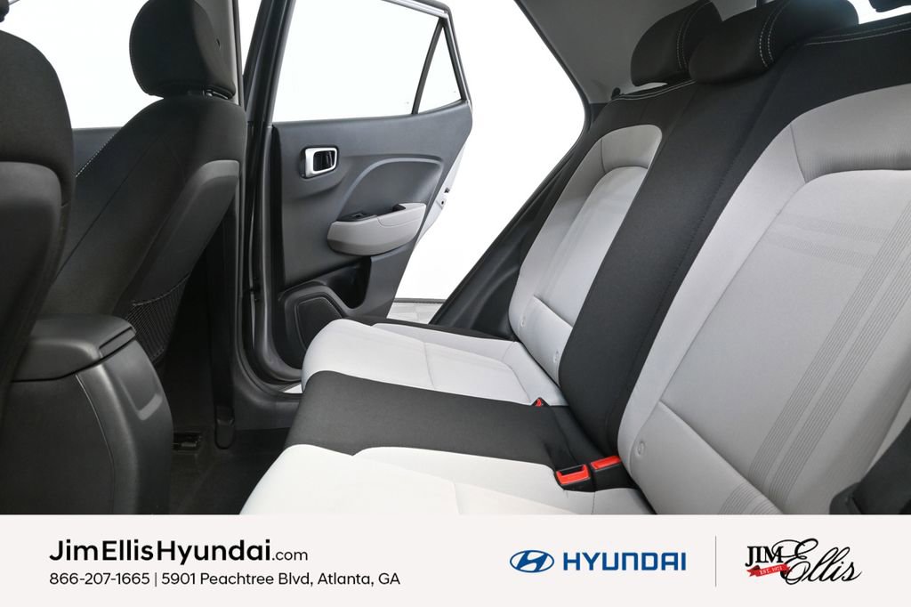 Certified 2023 Hyundai Venue SEL image 19