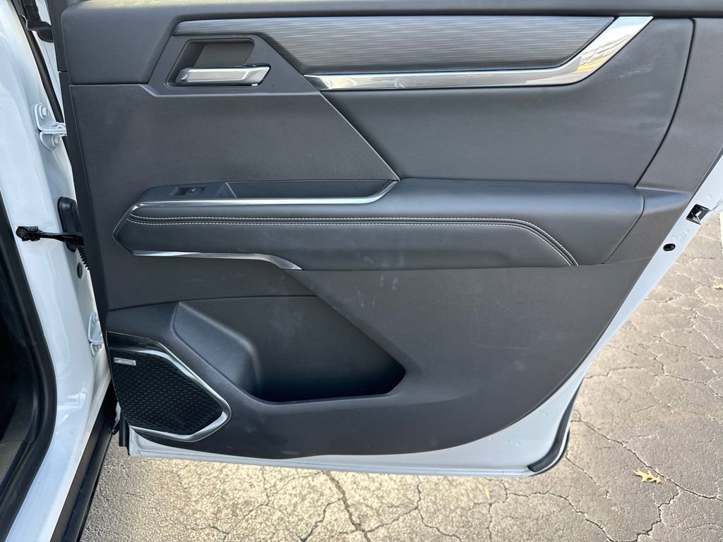 Certified 2025 GMC Acadia Elevation image 16