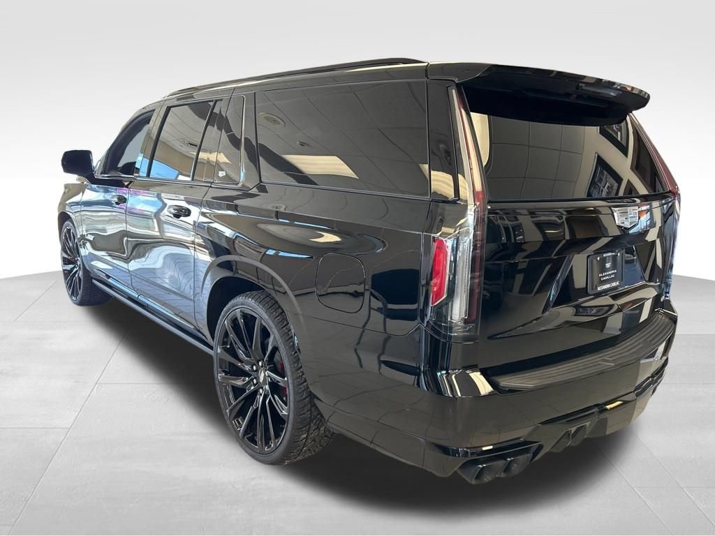 Used 2023 Cadillac Escalade ESV V AWD/4WD image 6