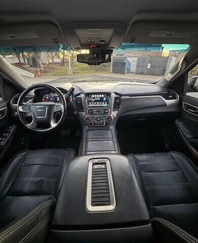 Used 2018 GMC Yukon Denali w/ Open Road Package image 5