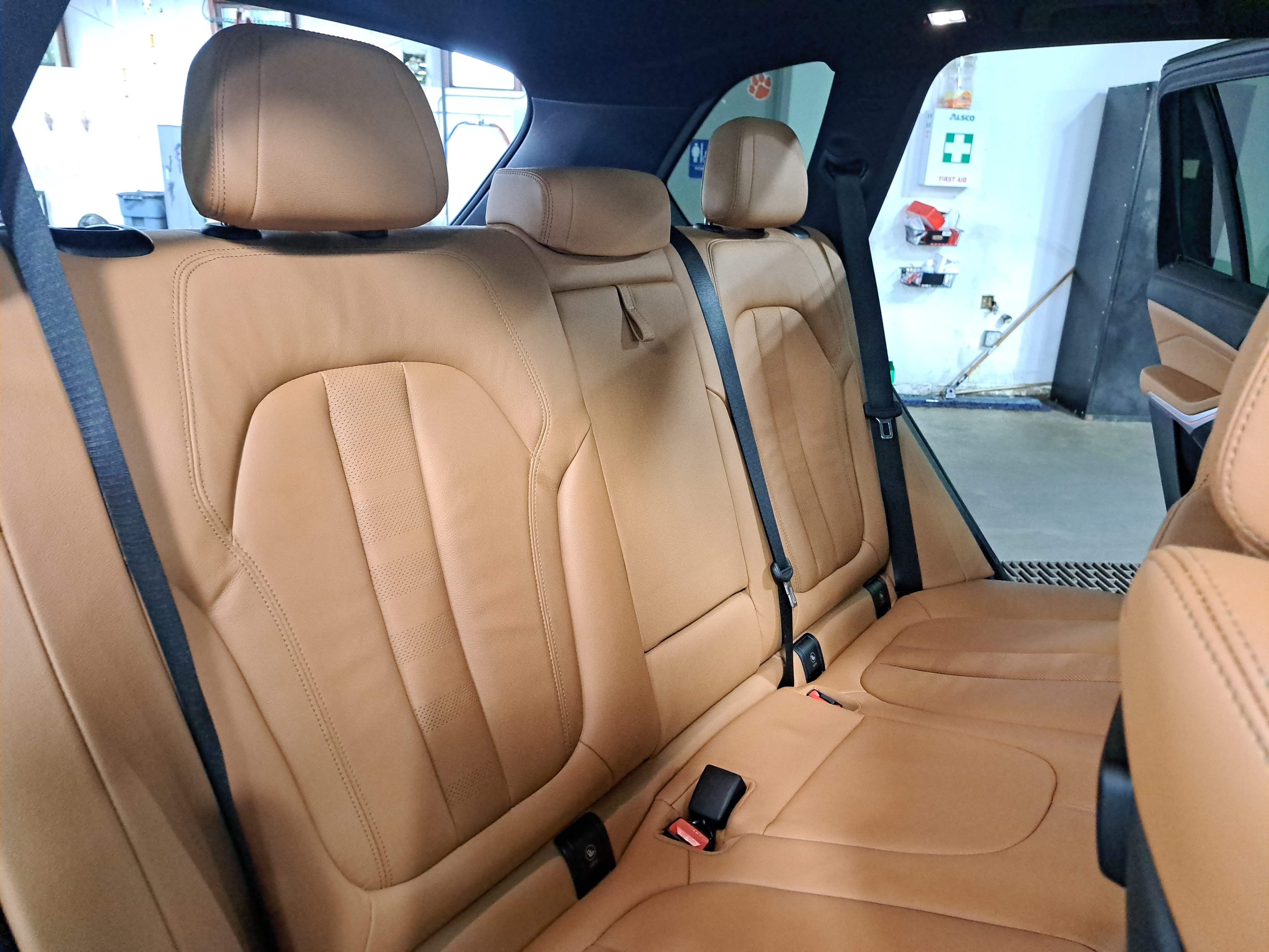 Used 2022 BMW X5 xDrive40i w/ Premium Package AWD/4WD image 12