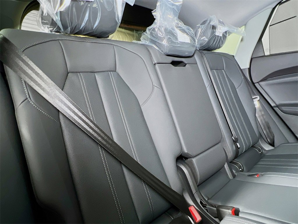 New 2025 Audi Q5 Premium Plus image 27