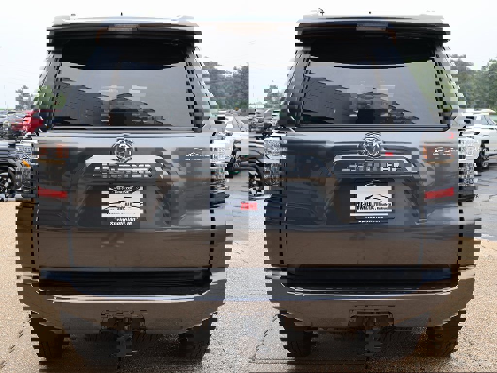 Used 2023 Toyota 4Runner SR5 Premium image 5