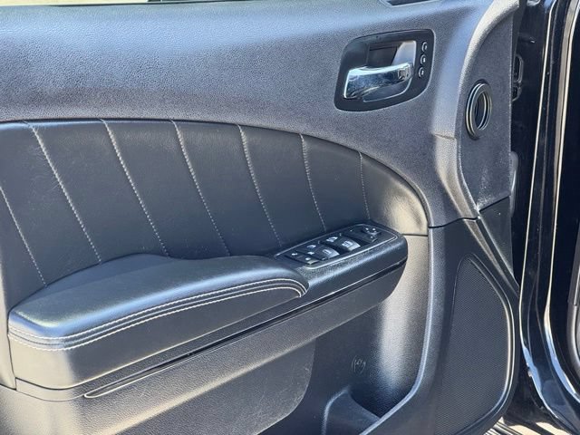 Used 2016 Dodge Charger SRT Hellcat w/ Harman/Kardon Audio Group RWD image 10