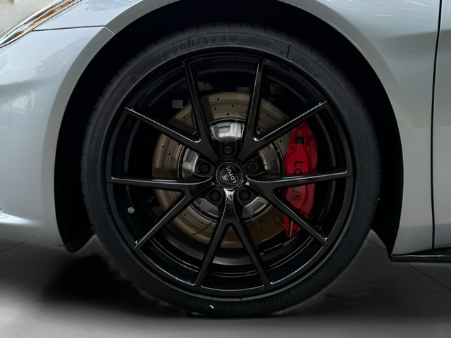 Used 2025 Lotus Emira RWD image 9