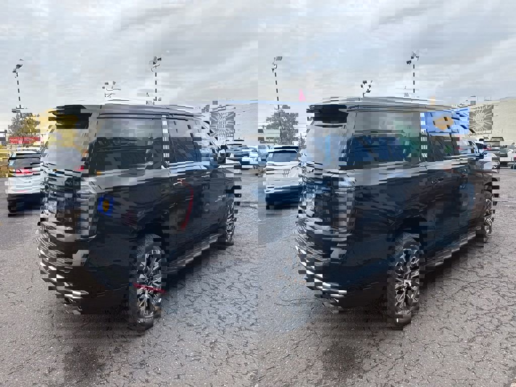 New 2026 Chevrolet Suburban High Country w/ Sun And Tow Package image 6