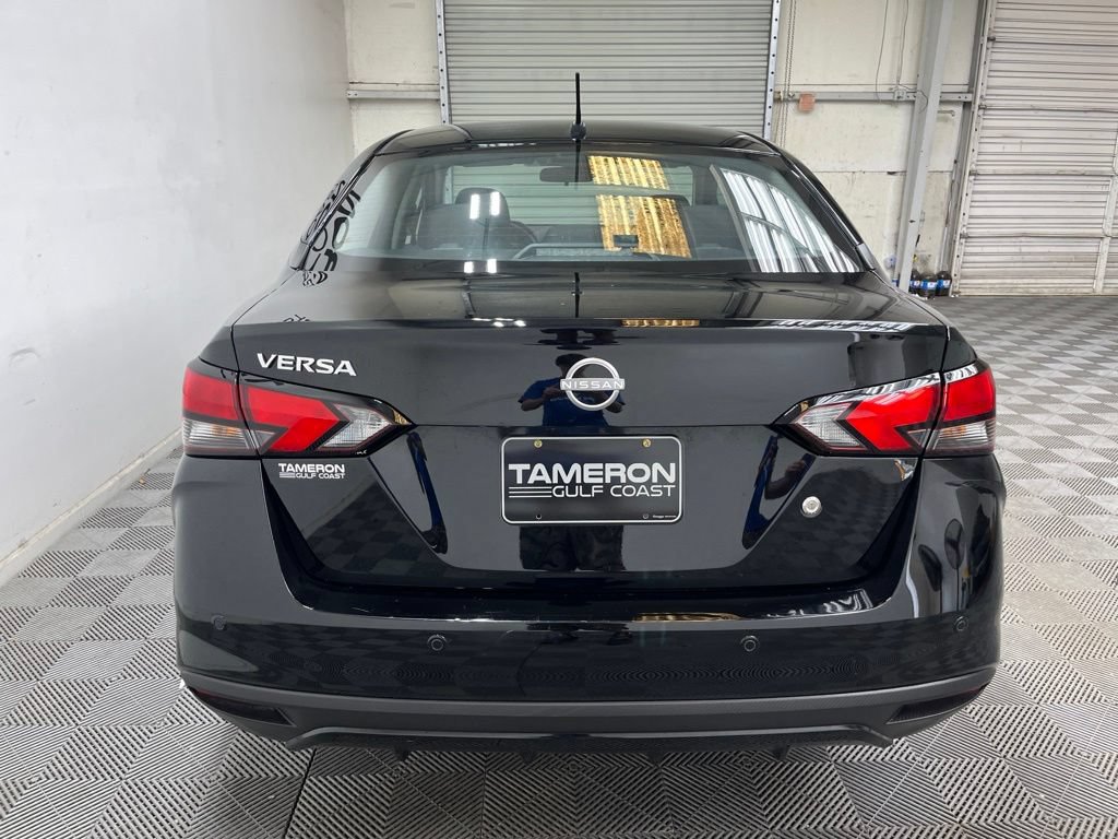 Used 2025 Nissan Versa S w/ Trunk Package FWD image 10