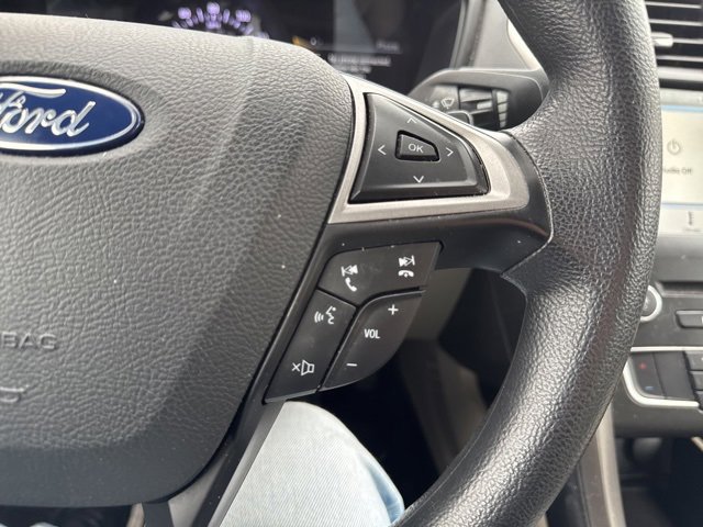 Used 2018 Ford Fusion SE w/ Fusion SE Technology Package image 22