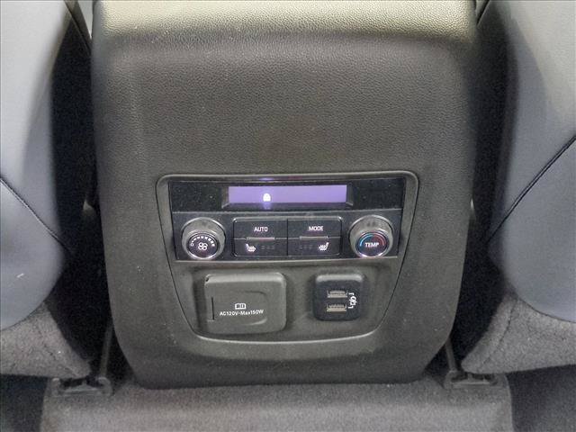 Used 2018 Buick Enclave Premium w/ Experience Buick Package FWD image 17