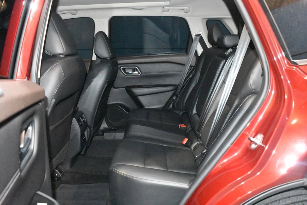 Certified 2021 Nissan Rogue SL w/ Premium Package image 20