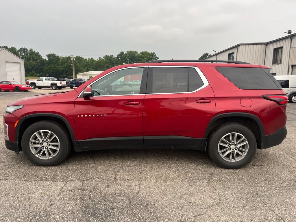 Used 2023 Chevrolet Traverse LT AWD/4WD image 5