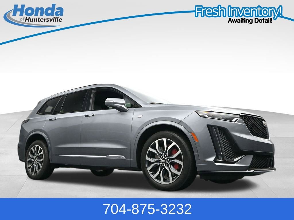 Used 2022 Cadillac XT6 Sport w/ Technology Package AWD/4WD image 21