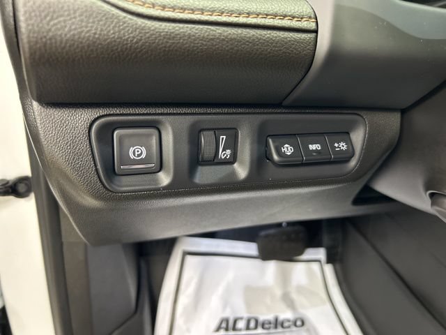 Used 2023 GMC Acadia AT4 w/ GMC Pro Grade Package AWD/4WD image 17