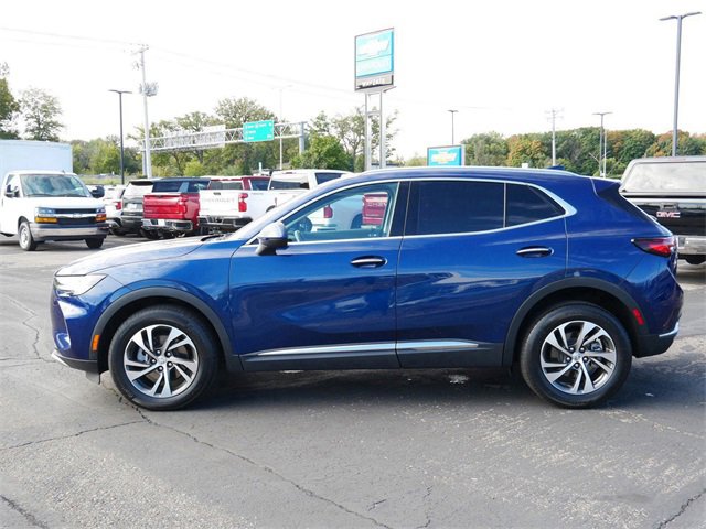 Used 2023 Buick Envision Essence image 3