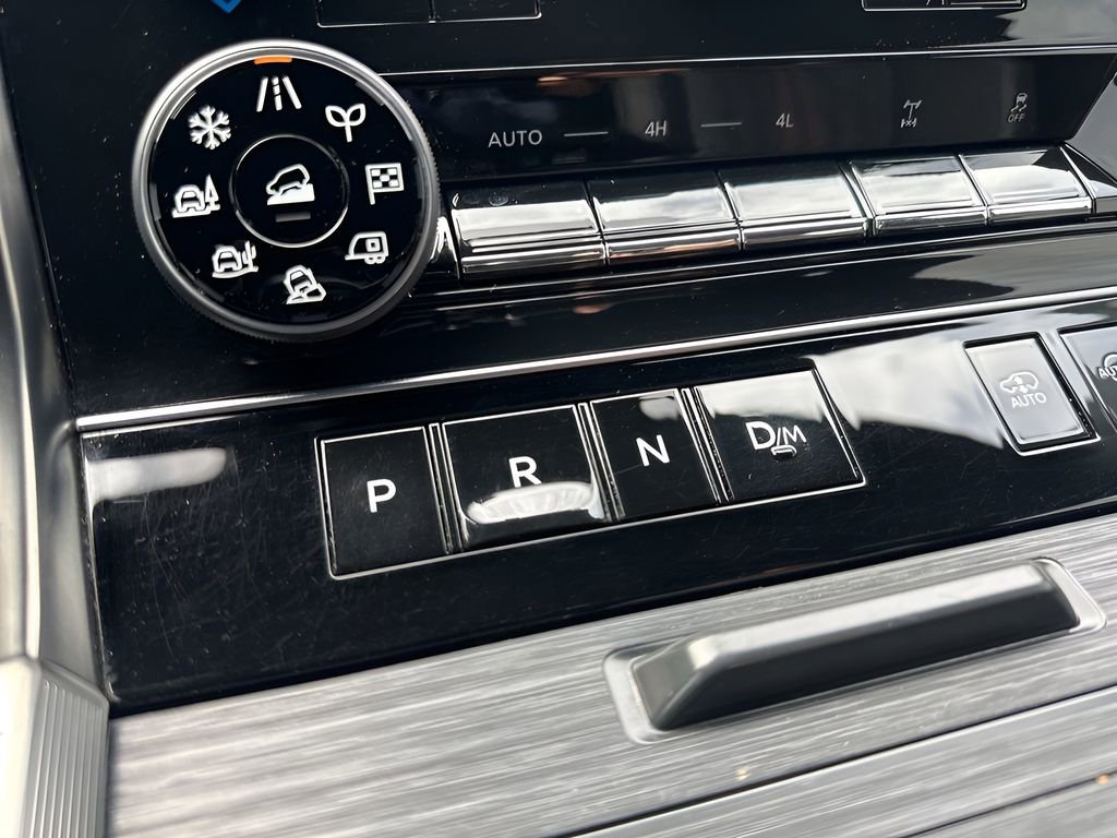 Used 2025 Nissan Armada PRO-4X image 18