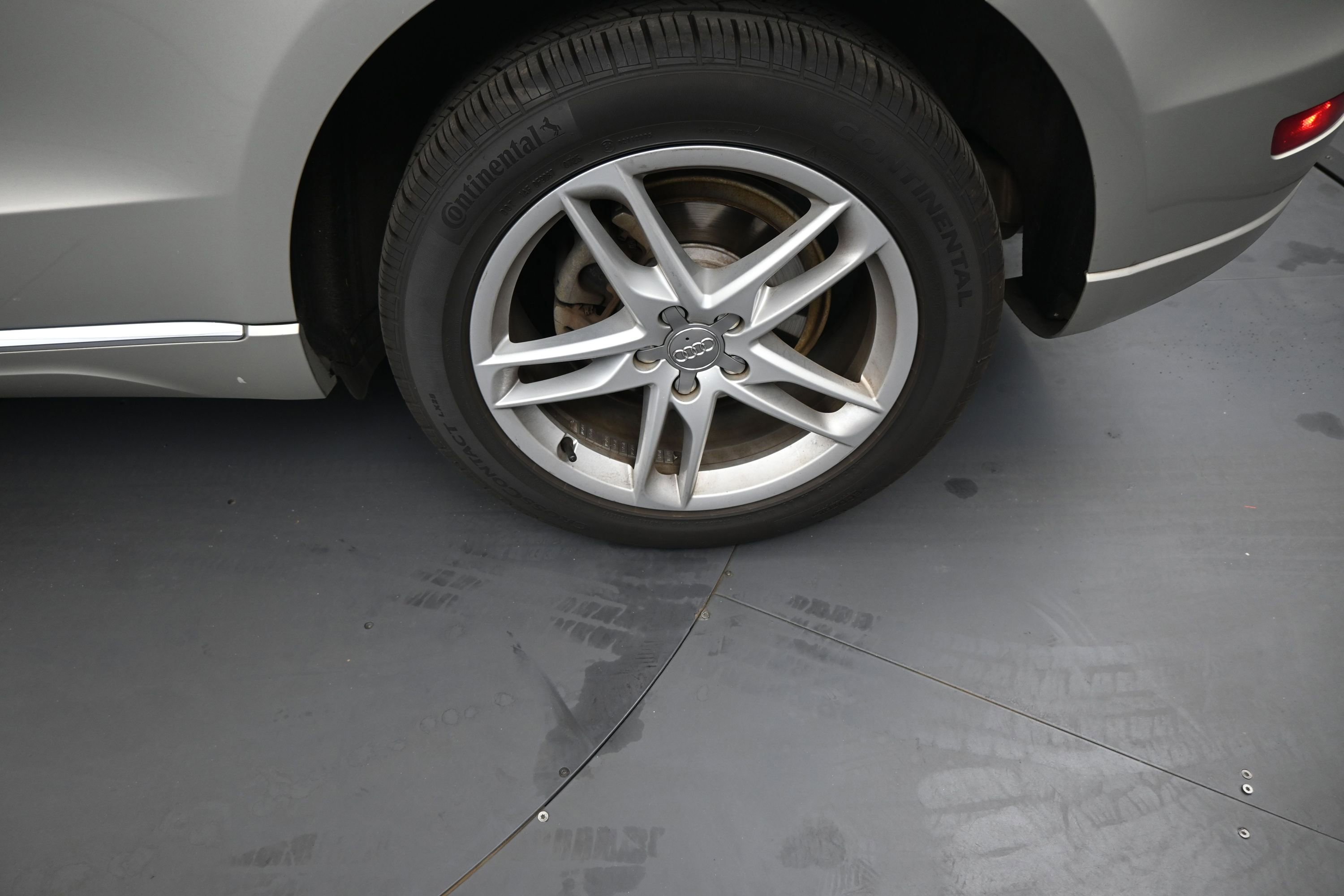 Used 2016 Audi Q5 2.0T Premium Plus w/ Technology Package image 18