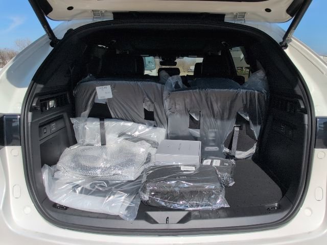 New 2026 MAZDA CX-90 Plug-In Hybrid w/ Premium Plus image 11