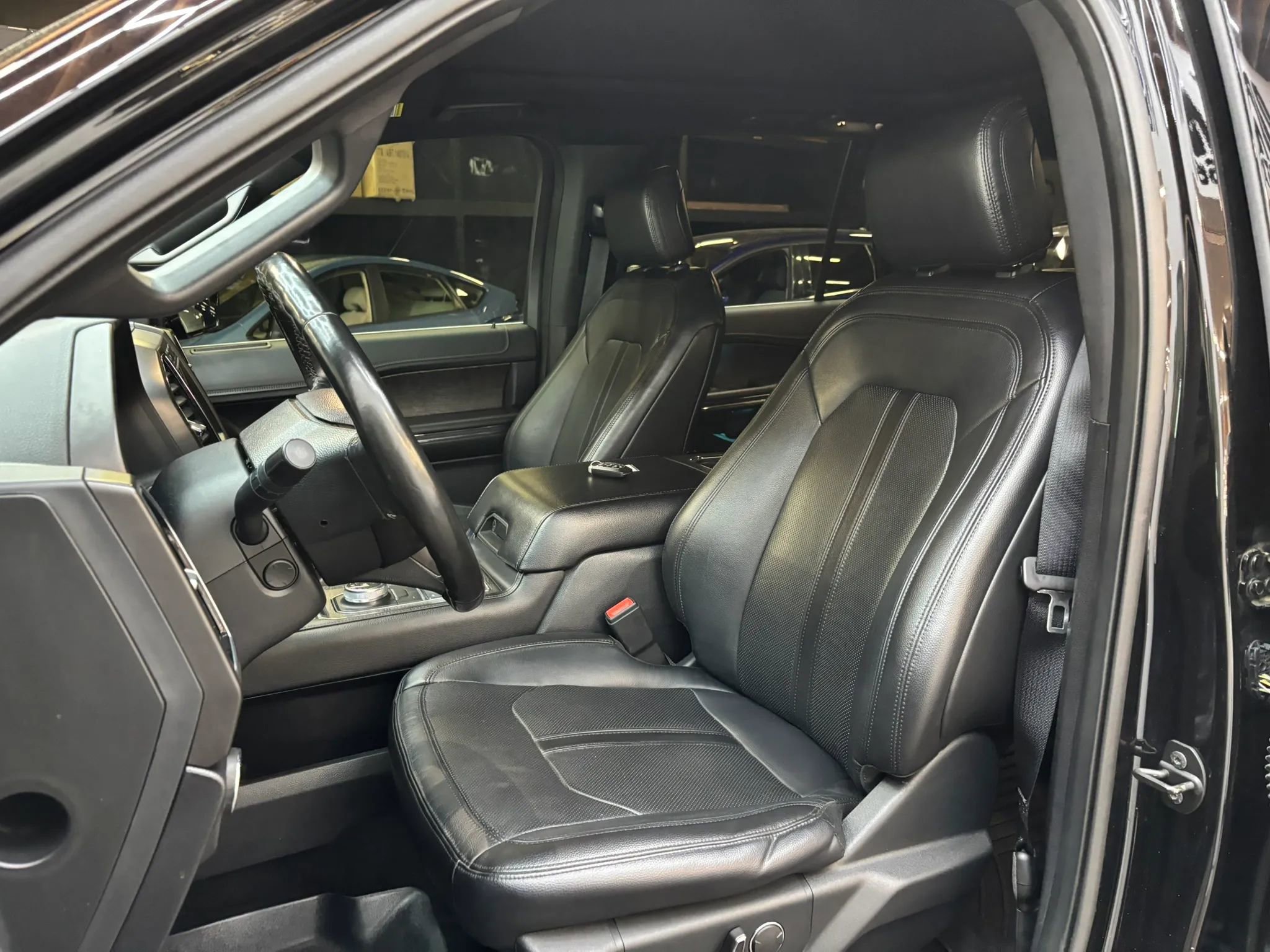 Used 2018 Ford Expedition Max Limited w/ Equipment Group 302A AWD/4WD image 13
