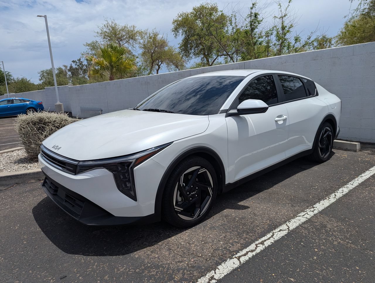 Used 2025 Kia K4 EX FWD video 1