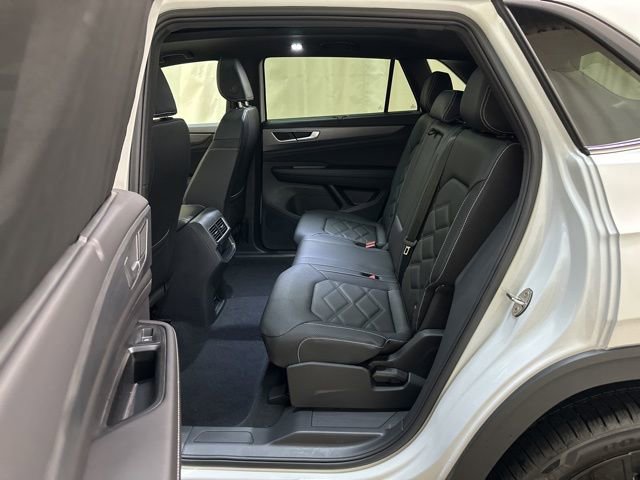 New 2026 Volkswagen Atlas Cross Sport SE image 29