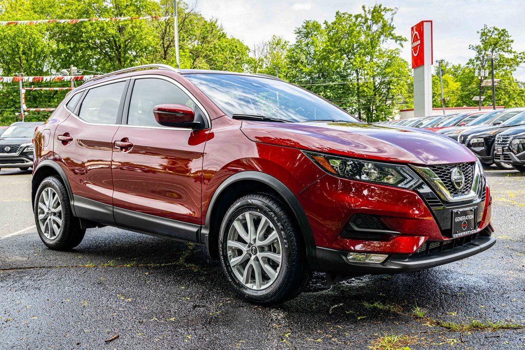 Certified 2022 Nissan Rogue Sport SV