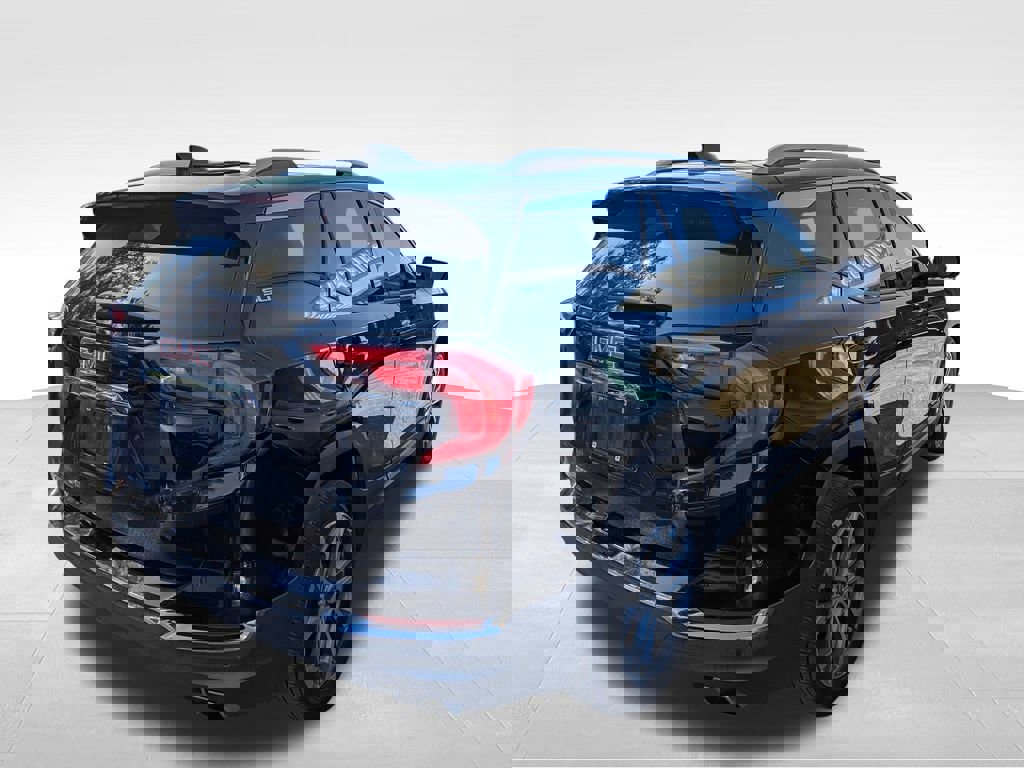 Used 2019 GMC Terrain SLT w/ Preferred Package image 2