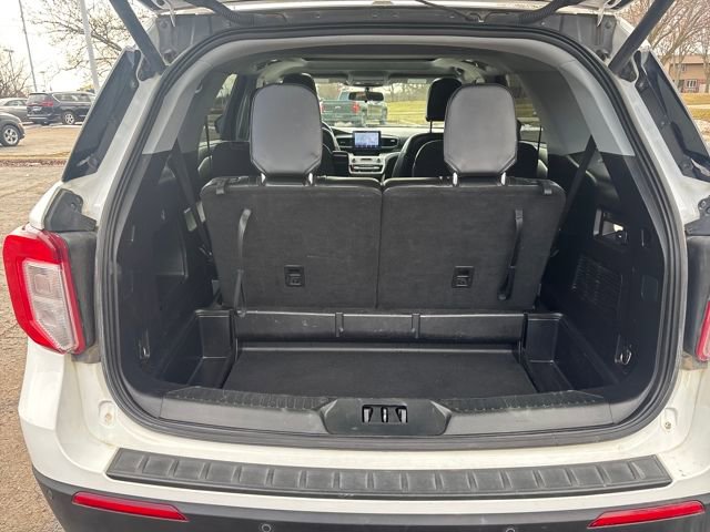 Used 2021 Ford Explorer XLT w/ Equipment Group 202A image 25