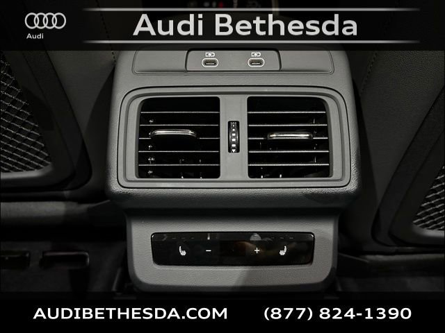 New 2025 Audi Q5 Prestige image 18