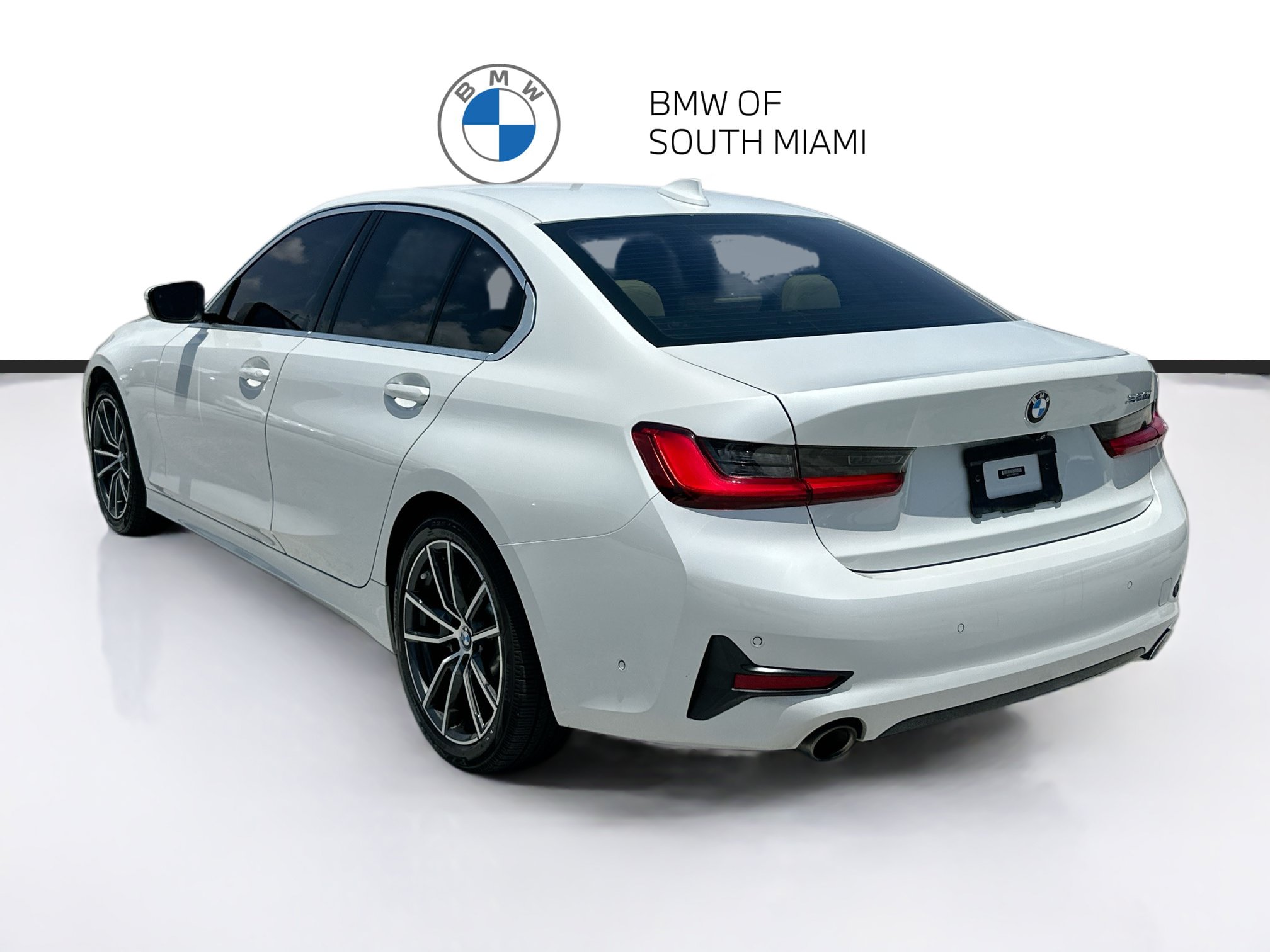 Used 2021 BMW 330i Sedan w/ Premium Package RWD image 5
