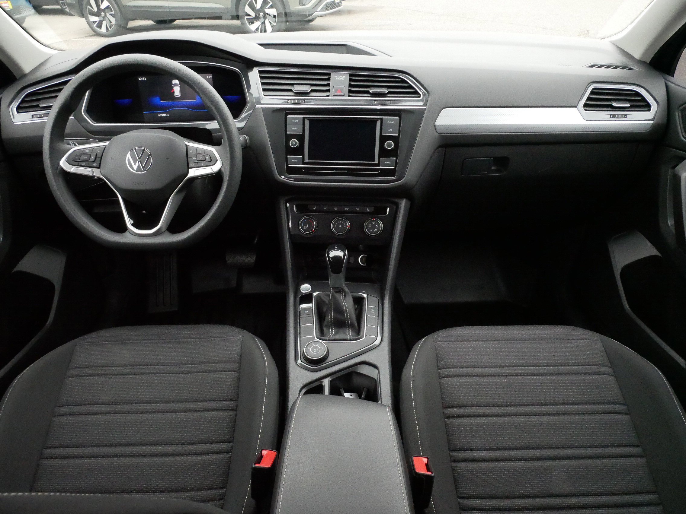 Certified 2022 Volkswagen Tiguan S image 10