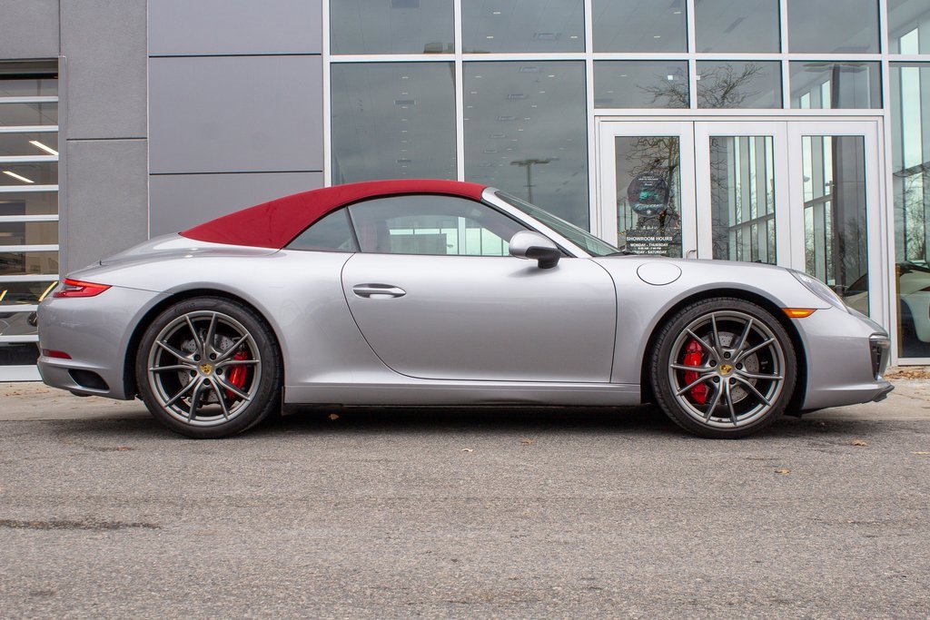 Used 2018 Porsche 911 Carrera S image 4