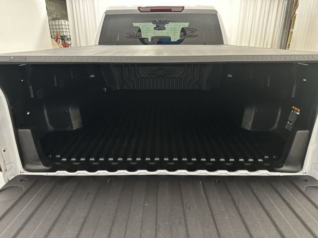 Used 2025 Chevrolet Silverado 1500 LT AWD/4WD image 23