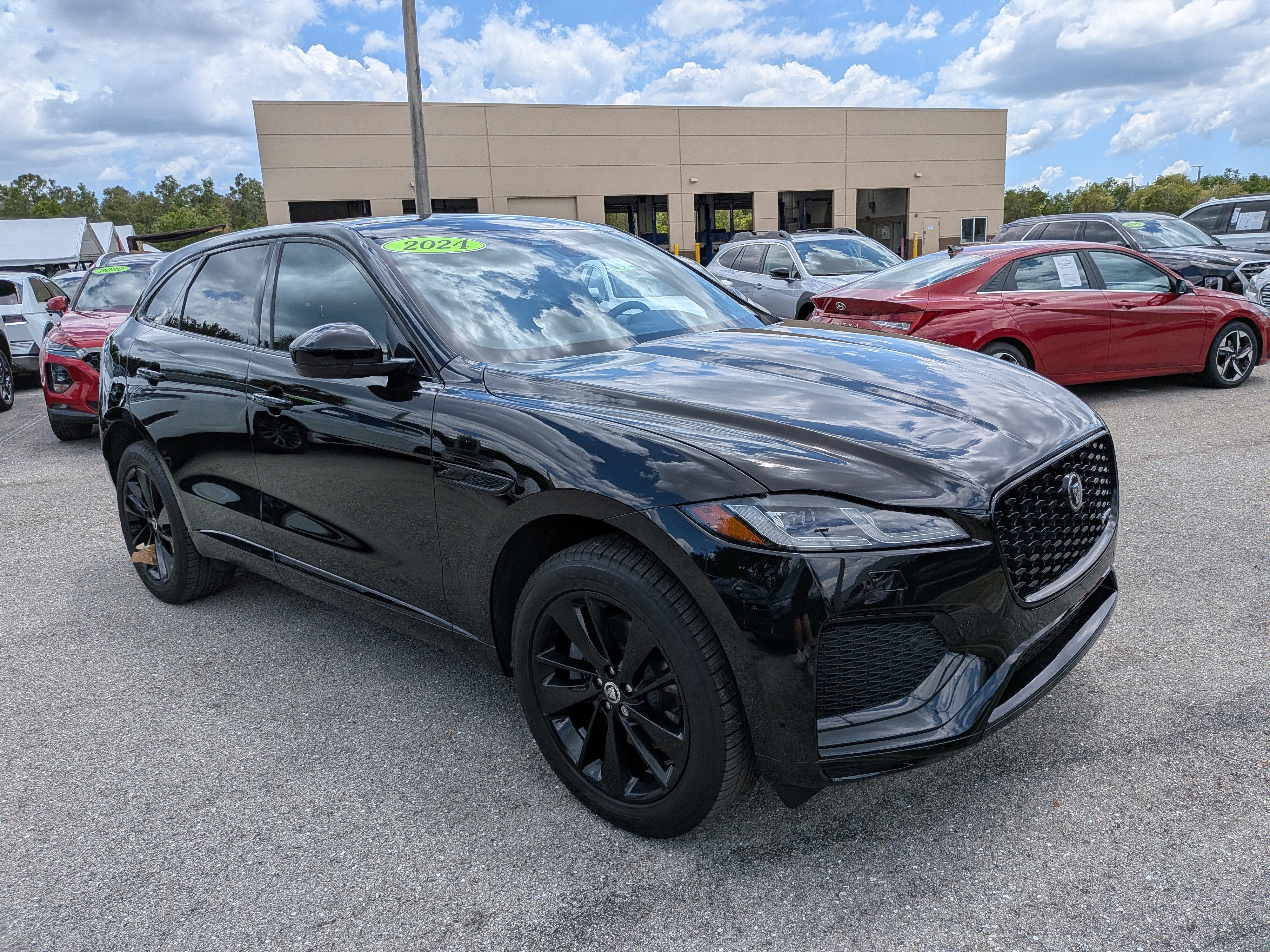 Used 2024 Jaguar F-PACE R-Dynamic S AWD/4WD image 1