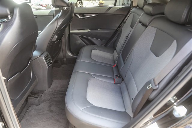 Certified 2025 Kia Niro EX image 19