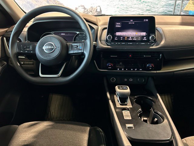 Used 2022 Nissan Rogue SV FWD image 55