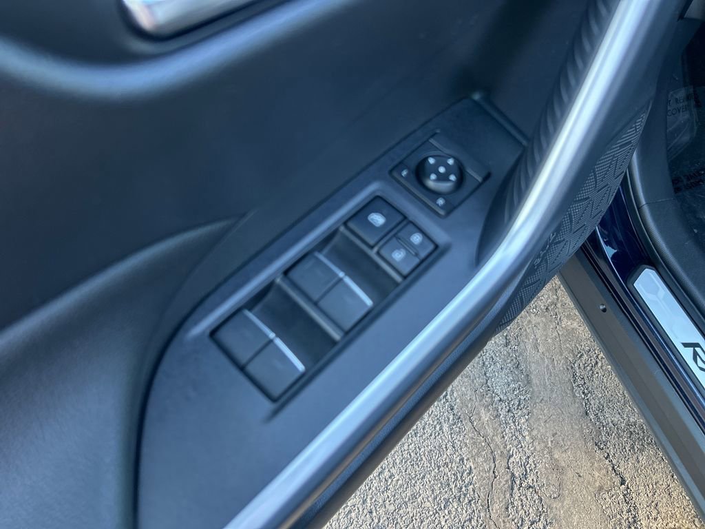 Certified 2022 Toyota RAV4 XLE w/ Convenience Package image 12