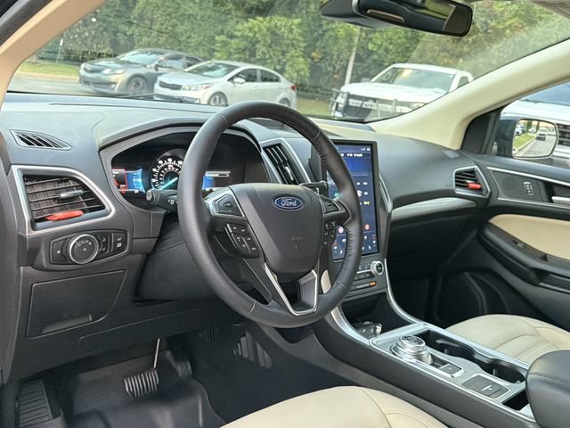 Used 2024 Ford Edge SEL w/ Convenience Package AWD/4WD image 10