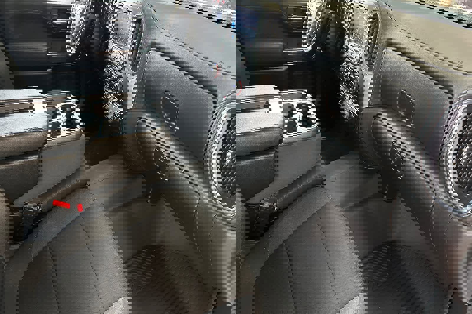 Used 2023 Chevrolet Silverado 2500 LT w/ Convenience Package image 16