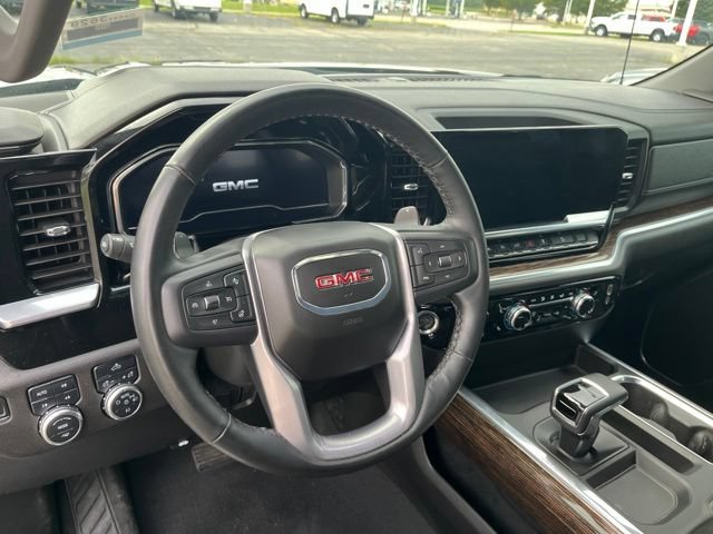 Used 2024 GMC Sierra 1500 Elevation w/ Preferred Package AWD/4WD image 10