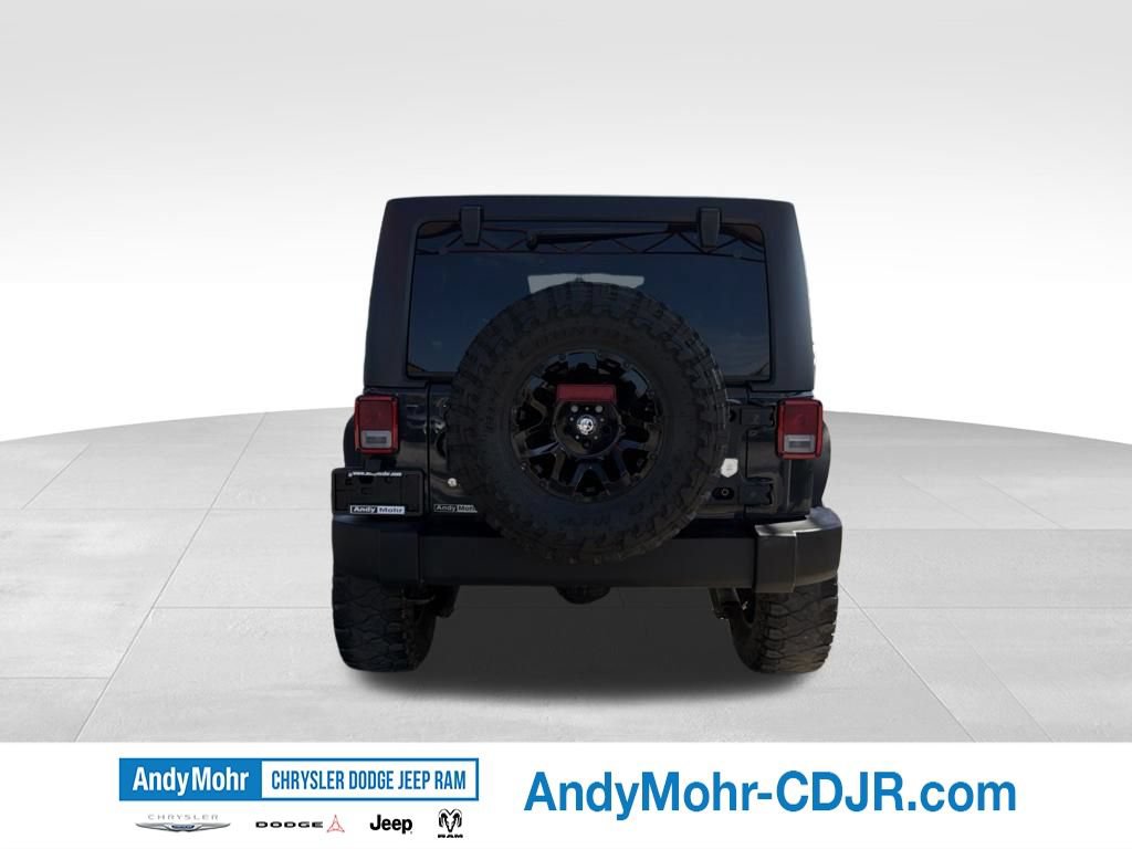 Used 2016 Jeep Wrangler Unlimited Rubicon w/ Connectivity Group AWD/4WD image 6