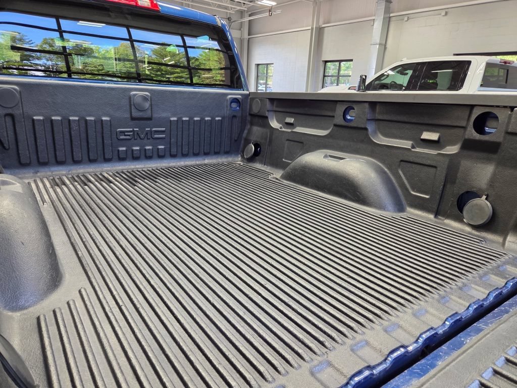 Used 2017 GMC Sierra 1500 SLE w/ SLE Value Package AWD/4WD image 10