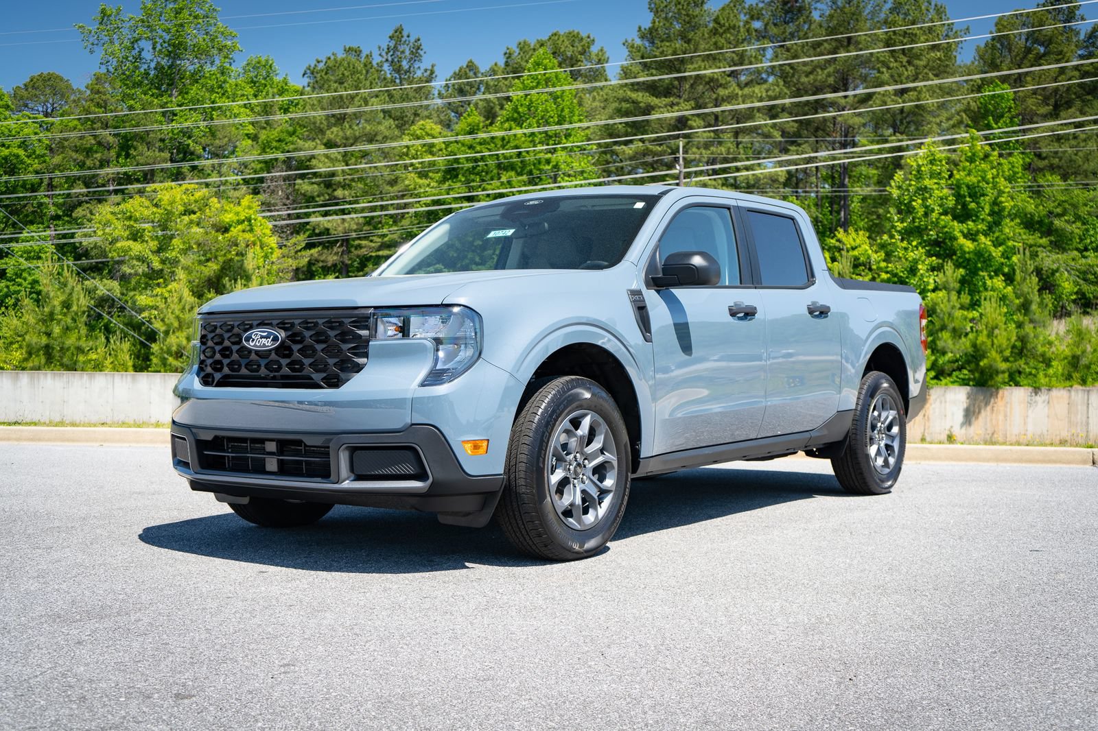 New 2026 Ford Maverick XLT FWD image 3