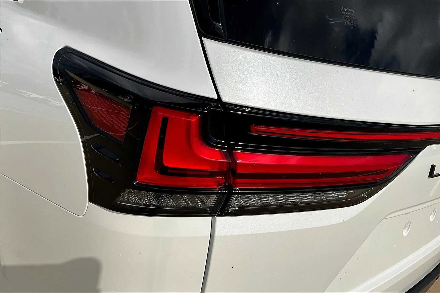 New 2025 Lexus LX 700h Luxury image 14