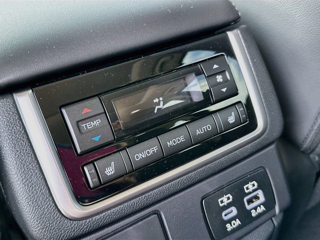 New 2026 Subaru Ascent Limited AWD/4WD image 33