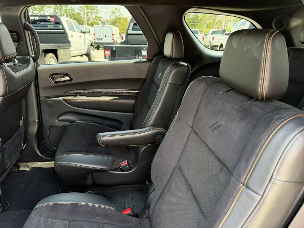 Used 2023 Dodge Durango R/T w/ Hemi Orange Plus Package AWD/4WD image 11