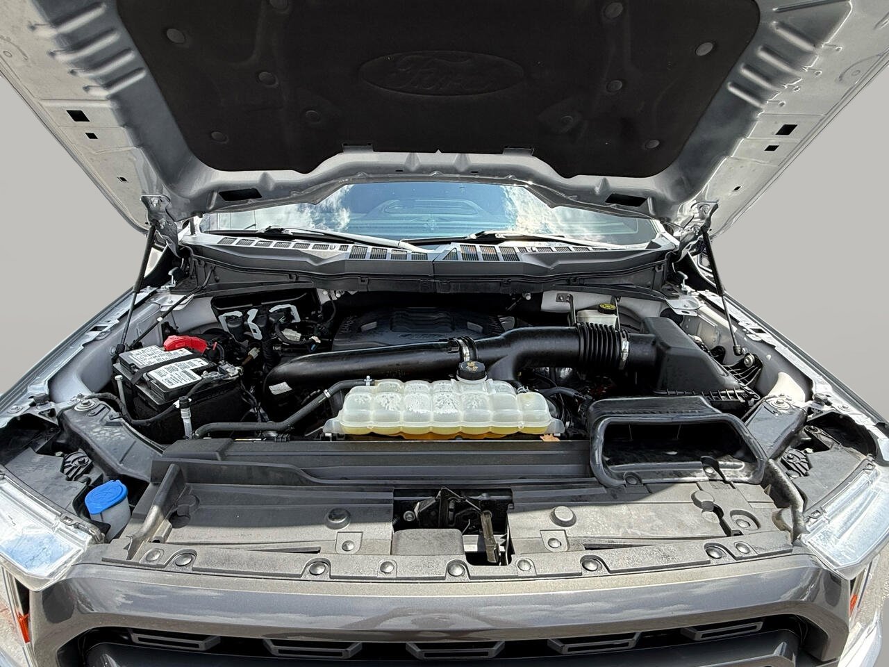 Used 2022 Ford F150 XLT w/ Equipment Group 301A Mid image 12