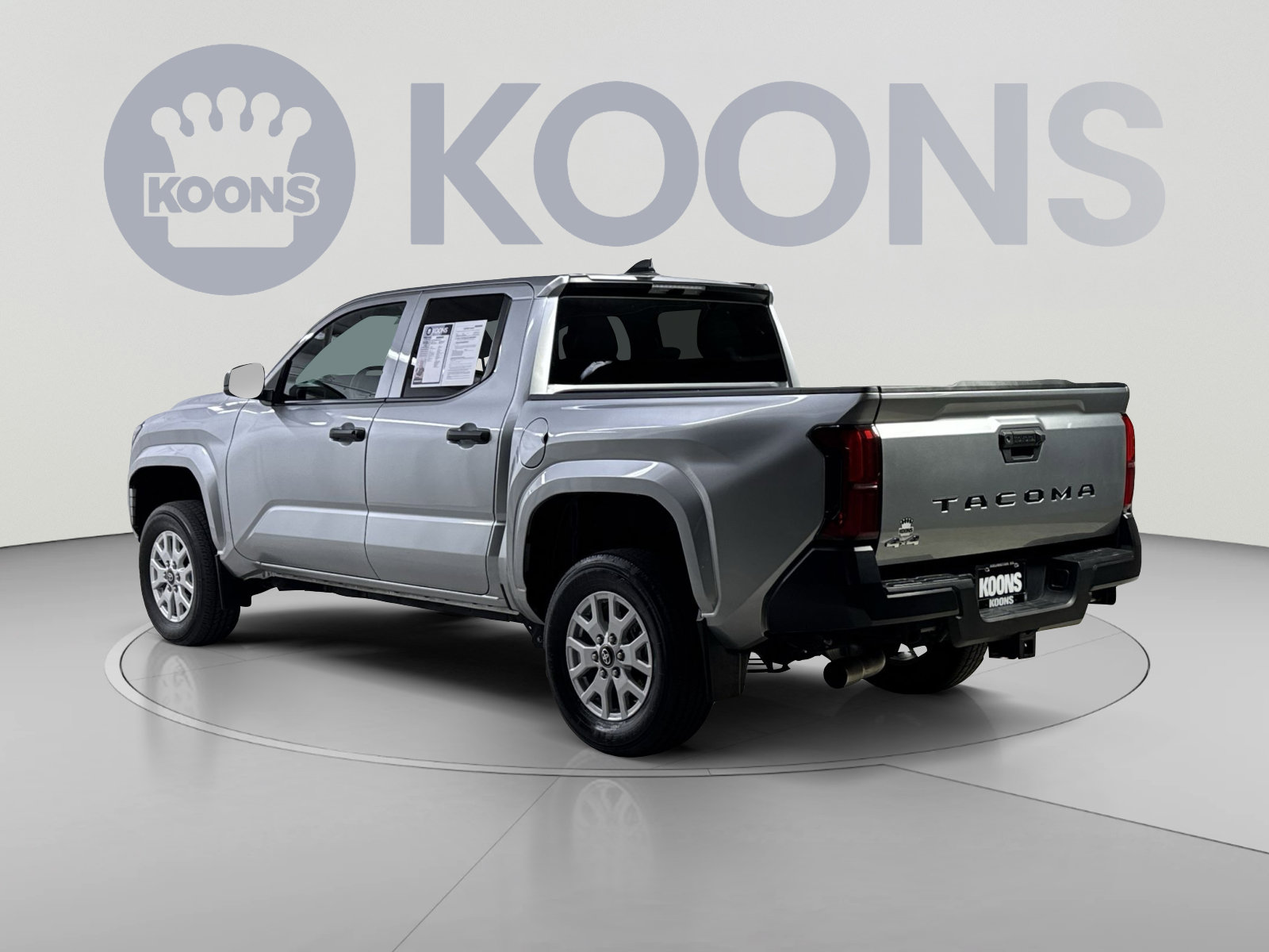 Used 2024 Toyota Tacoma SR AWD/4WD image 18